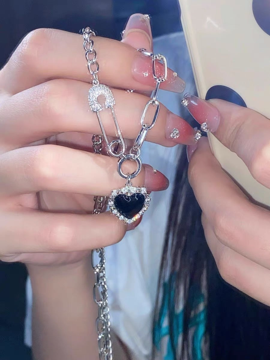 Black Love Necklace Female Pin Full Drill In Personality Fashion Retro Wild Collarbone Chain