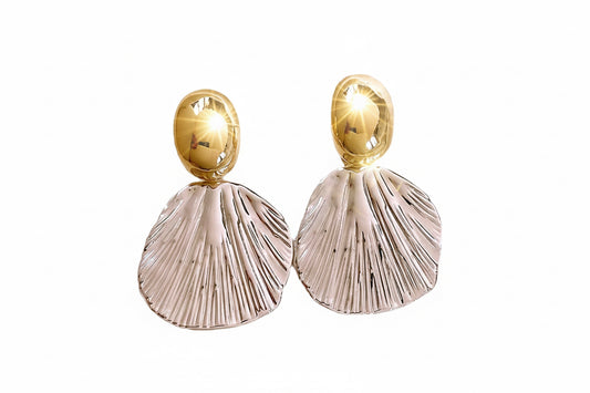 Stylish Two Tone Metal Shell Shaped Drop Earrings for Women Gold Plated Copper Alloy Dangle Earrings Party Jewellery