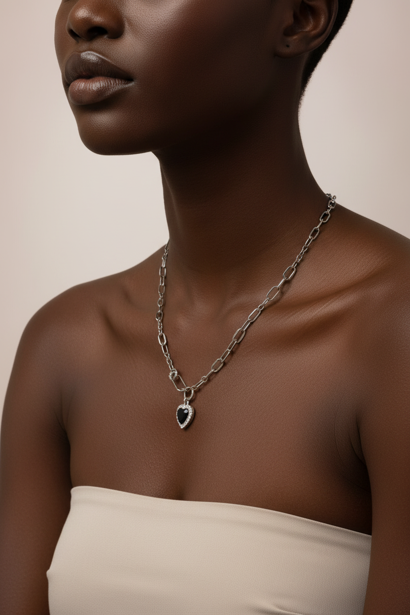 Black Love Necklace Female Pin Full Drill In Personality Fashion Retro Wild Collarbone Chain